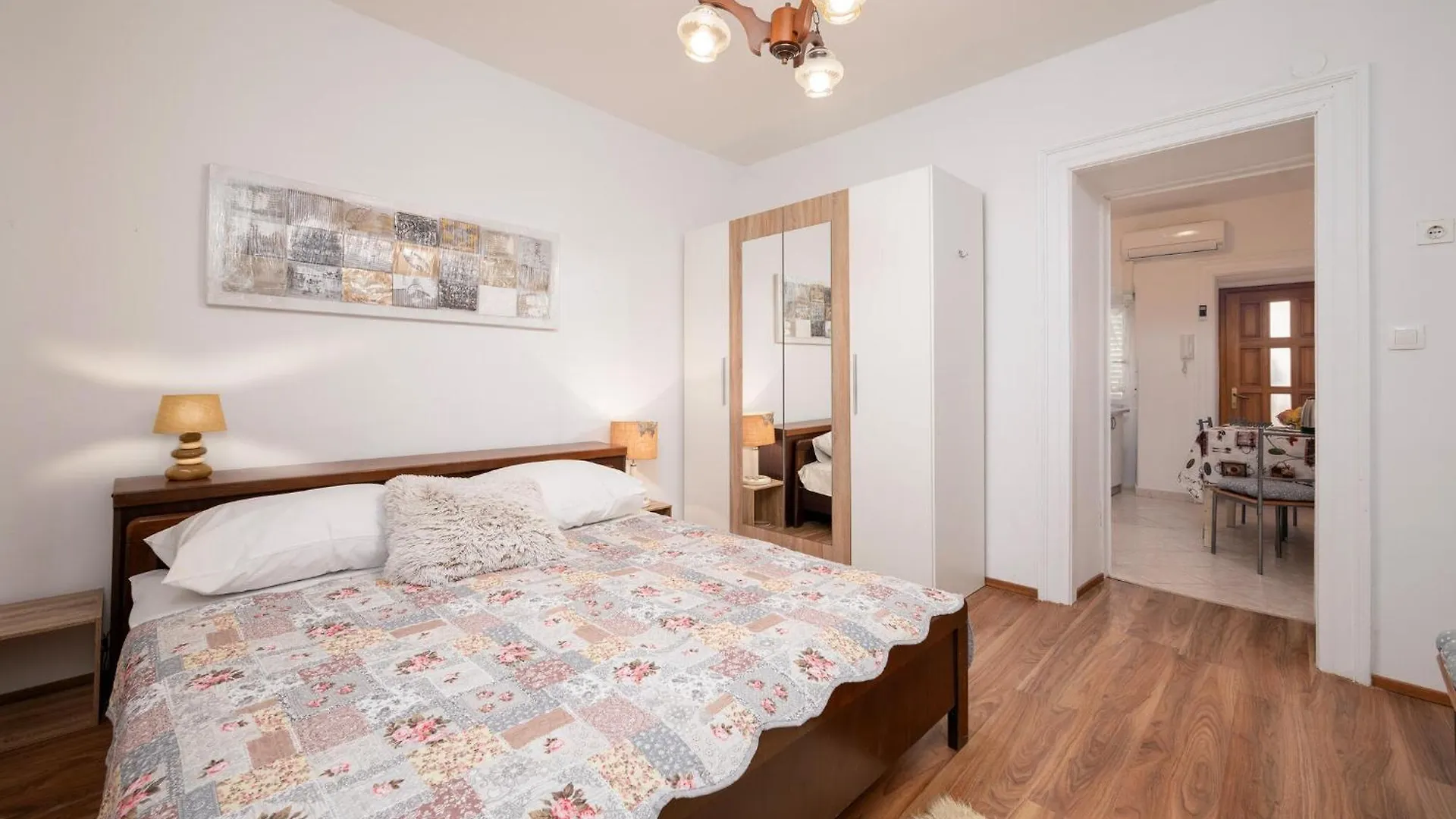 Pet Friendly Apartment In Pula With Wifi