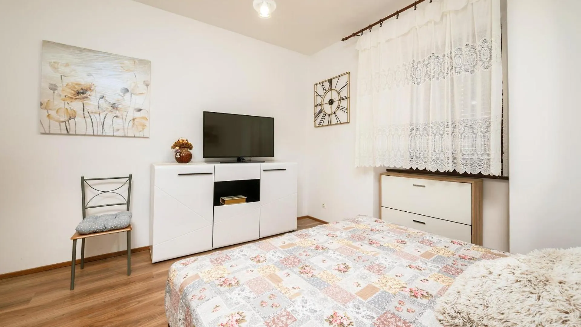 Pet Friendly Apartment In Pula With Wifi